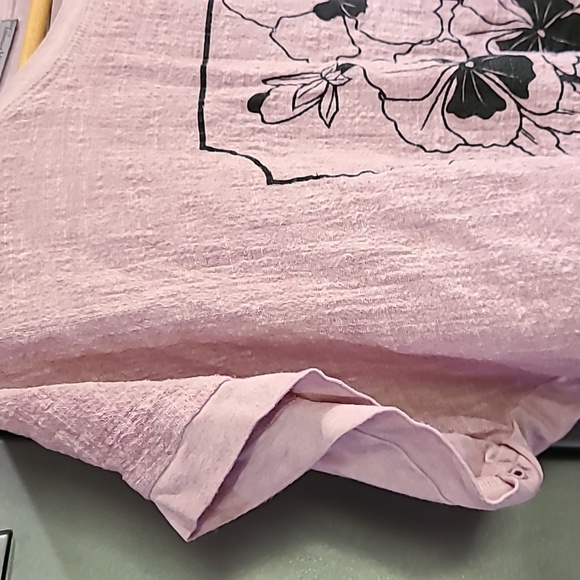 Arianna by Howard's Purple Knit and Linen Framed Pansy Flowers Top Size X-Large - Picture 3 of 10